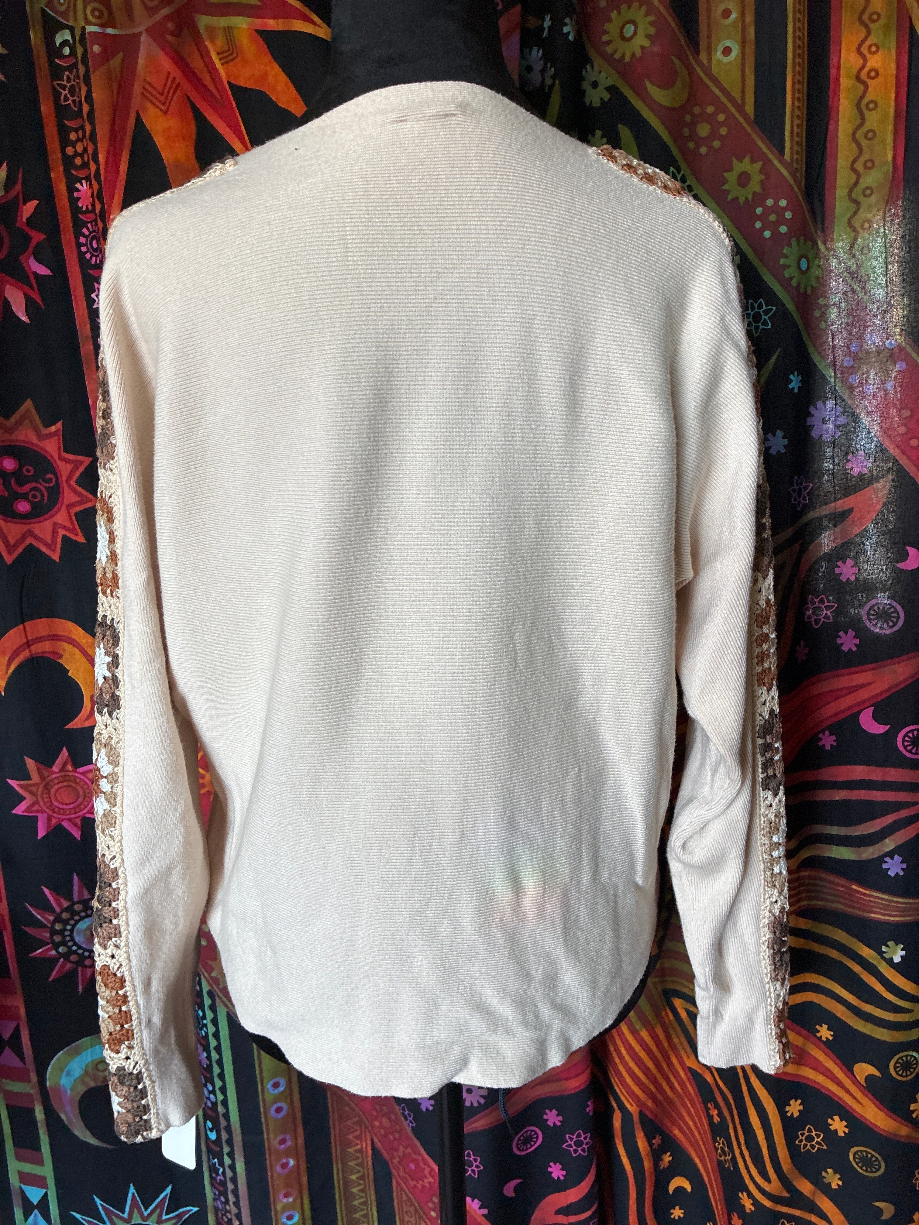 Long sleeve hippie top